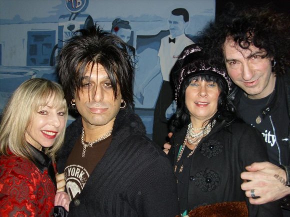 CYNTHIA (B GIRLS), STEVE CONTE (NY DOLLS), ? and FREDDIE KATZ (too many to mention).