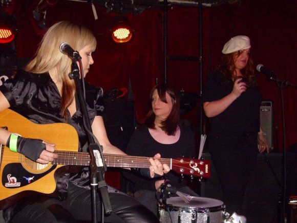 LANI, JEANNE and LIZZY