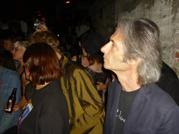 LENNY KAYE and others watching THE WALDOS!