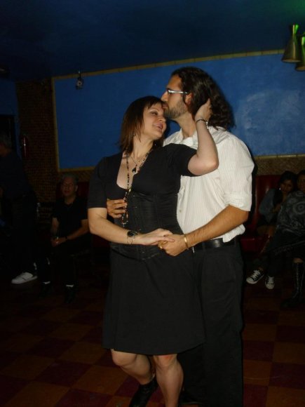 A couple dances to the tunes of THE VAMPIRE LOUNGE!