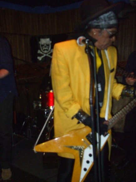 KING BEE & THE STINGERS/BUDDY BOWZER aka KING BEE (NY DOLLS, JOHNNY THUNDERS' HEARTBREAKERS and ...)