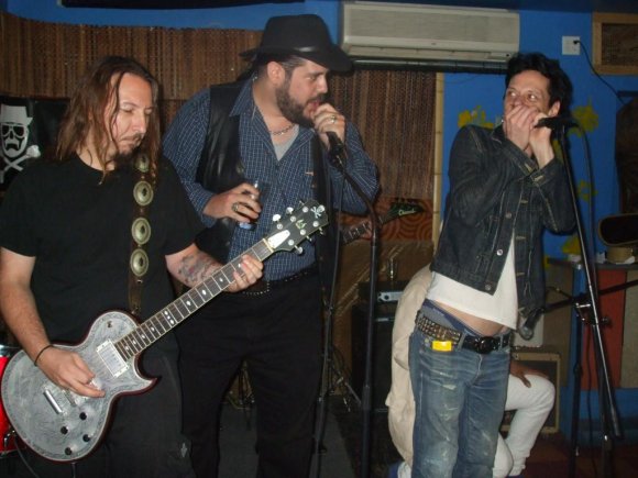 JOE HOGAN (ROARFIEND), BIG RON and DANNY BIONDO join THE "SOFA KING" WILDE JAM