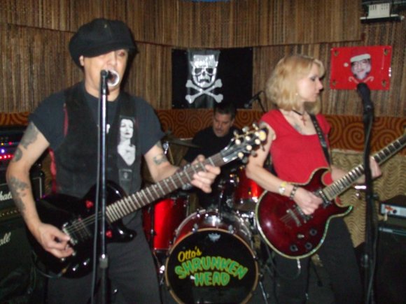 DEVILHAUS/CHARLEY, LEN and LAURIE