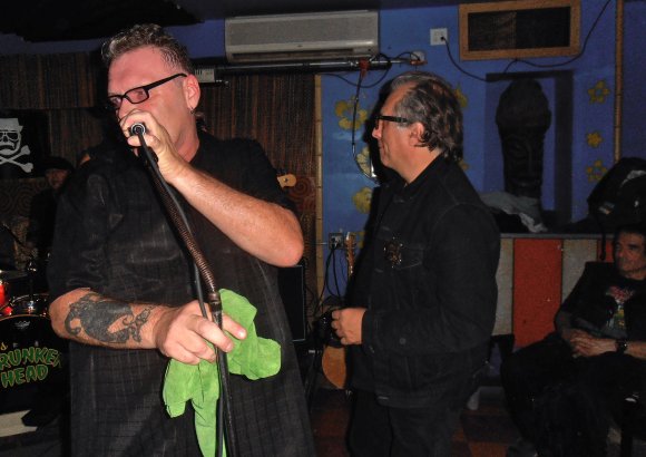 LON in the background, and JOEY on the mic are joined by JOE SZTABNIK (THE DRAGONS, NY JUNK and...) while DAVID PEEL (LOWER EAST SIDE) watches and enjoys!