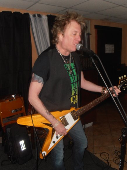 RICKY BYRD