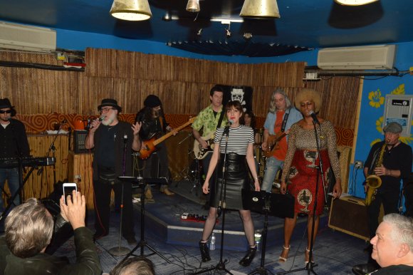 FRANK WOOD & HIS NYC ALL-STARS BAND/JOHNNY, FRANK, ANNE, EDDY, CHRISTA, JEANNE, T. J., CYD, DANNY and ROBERT(Hidden)