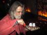 RICK cuts the cake!